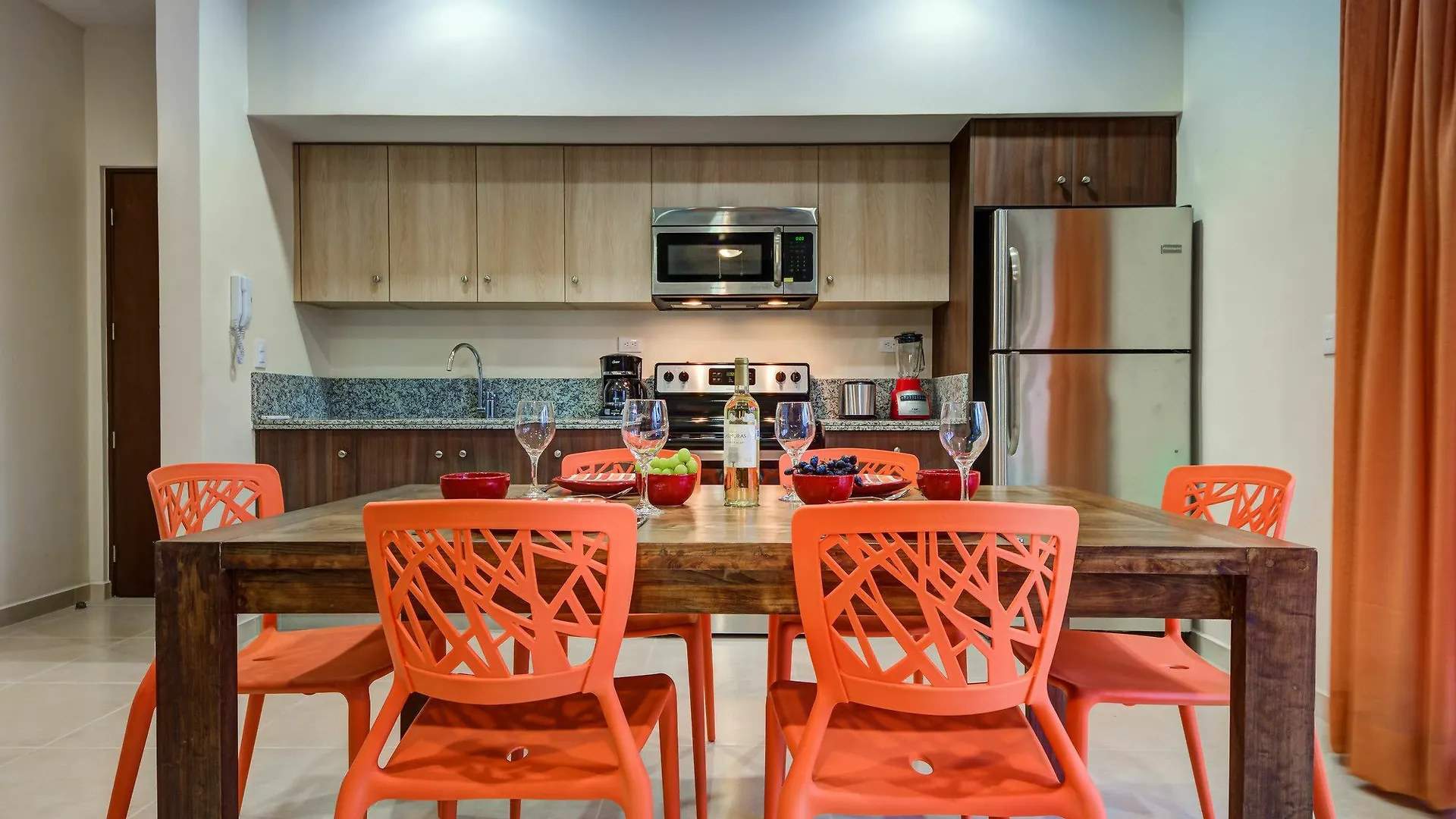 Blue Beach 2 Brm Apt Sleeps 5 Tulum 0*,  Mexico